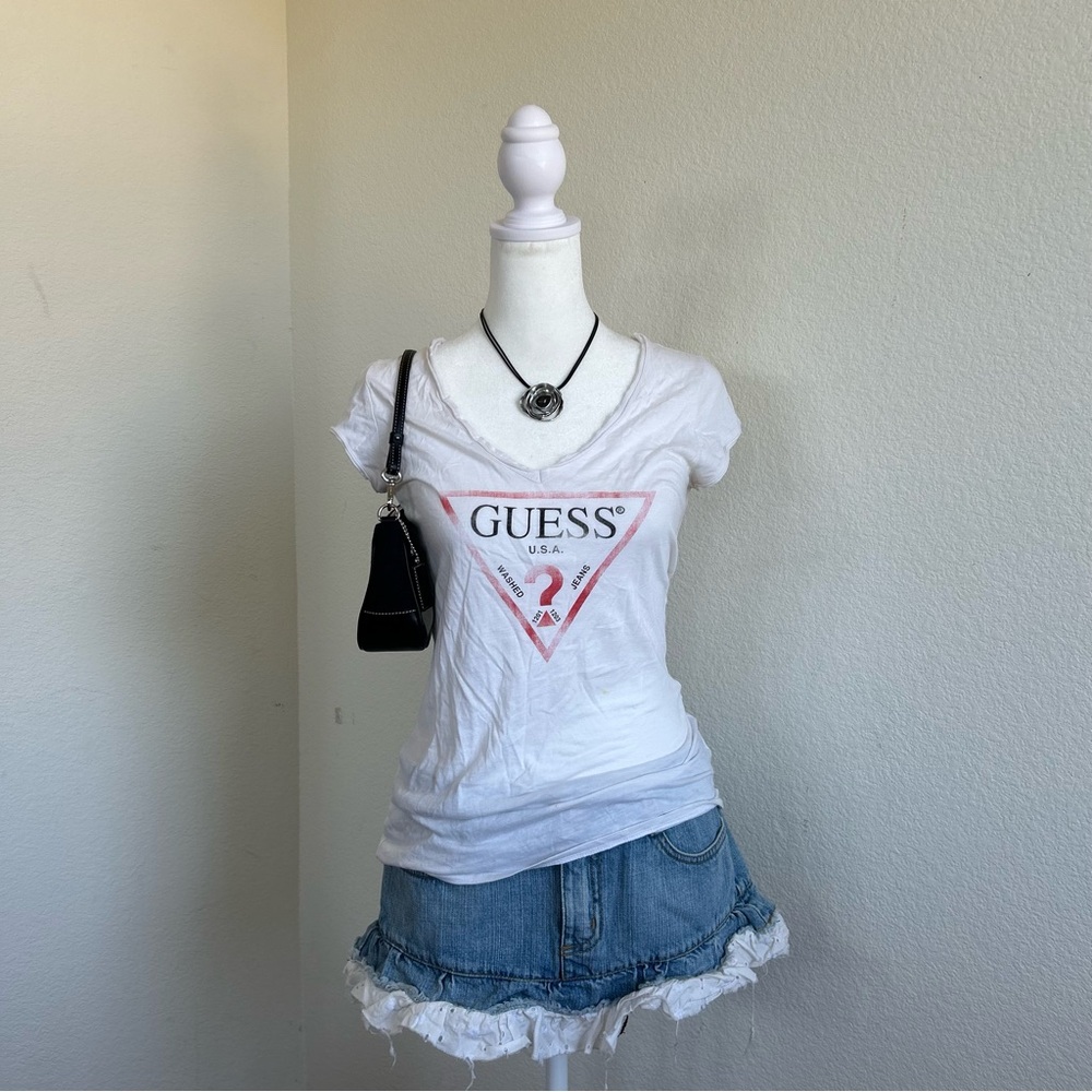 Guess White Fitted Short Sleeve Tee
